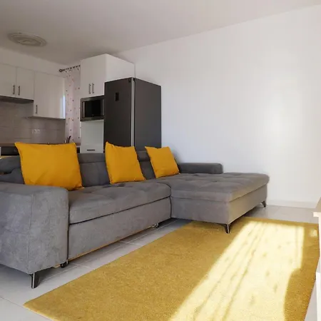 Galerius Golden Apartment